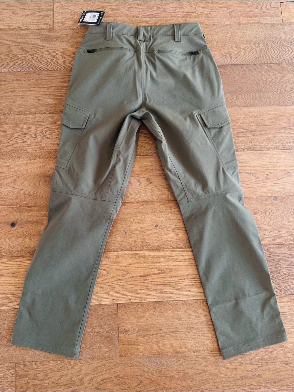 Under Armour Enduro Cargo Tactical Pants 32